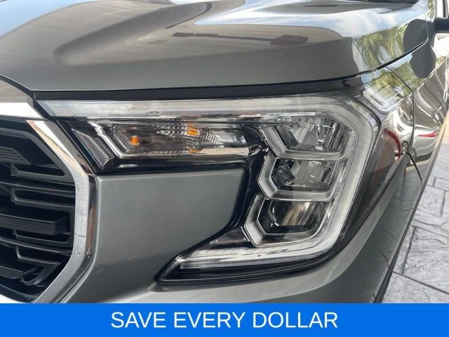 2023 GMC Terrain SLE - Photo 10
