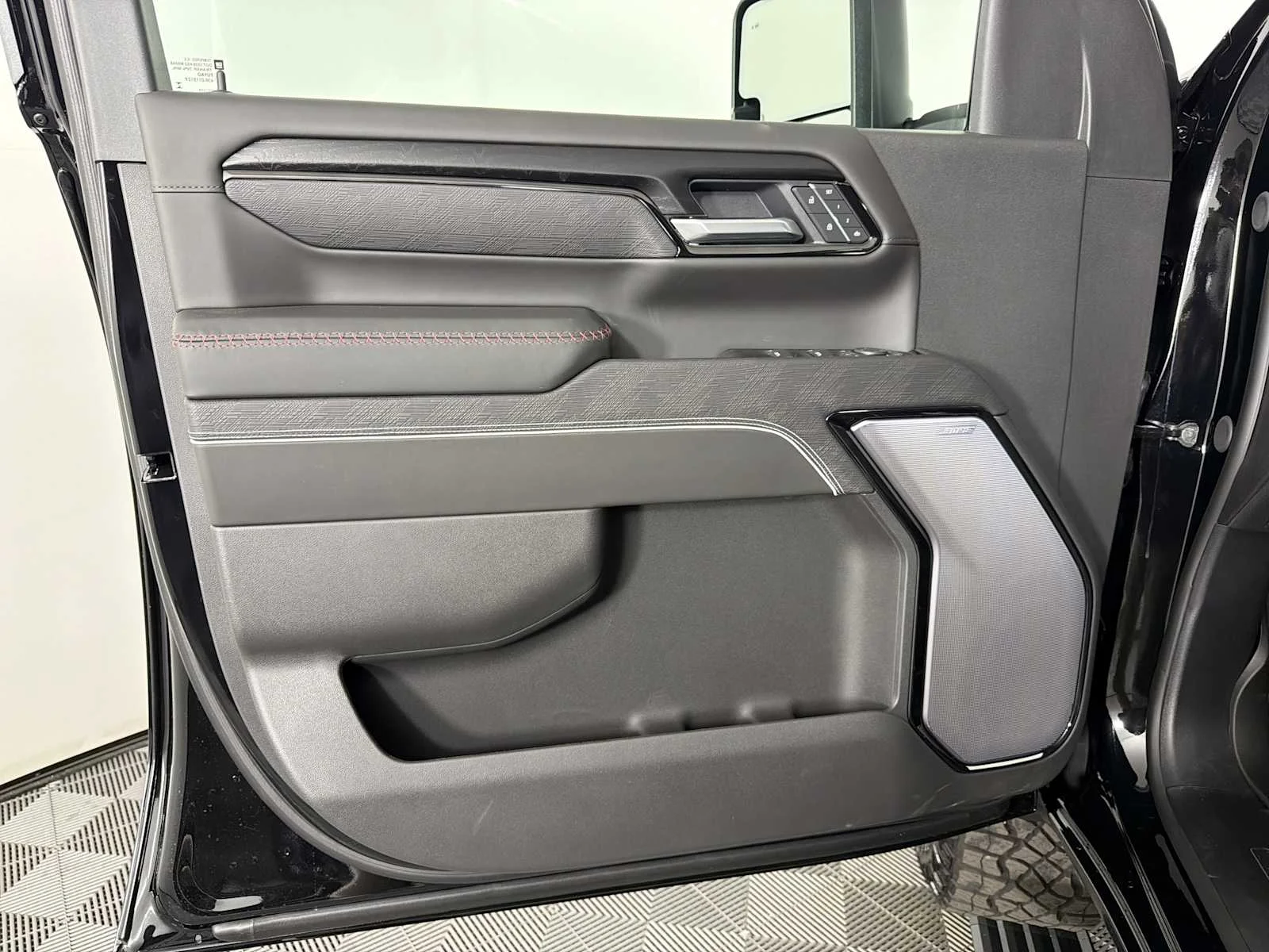 New 2026 Onyx Black GMC AT4X image 9