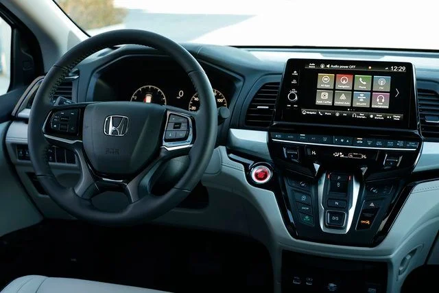 2026 Honda Odyssey Touring - Photo 21