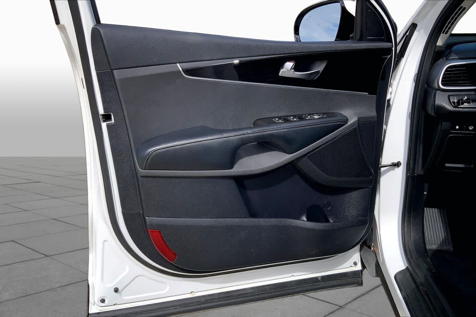 Used 2020 Snow White Pearl Kia EX V6 image 21