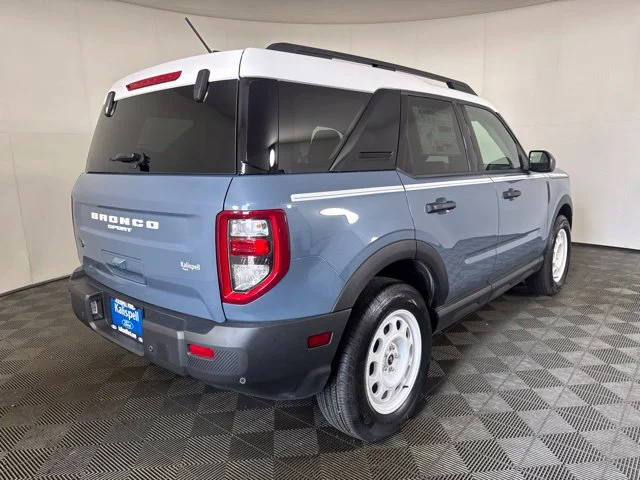 Used 2025 Gray Ford Heritage image 3