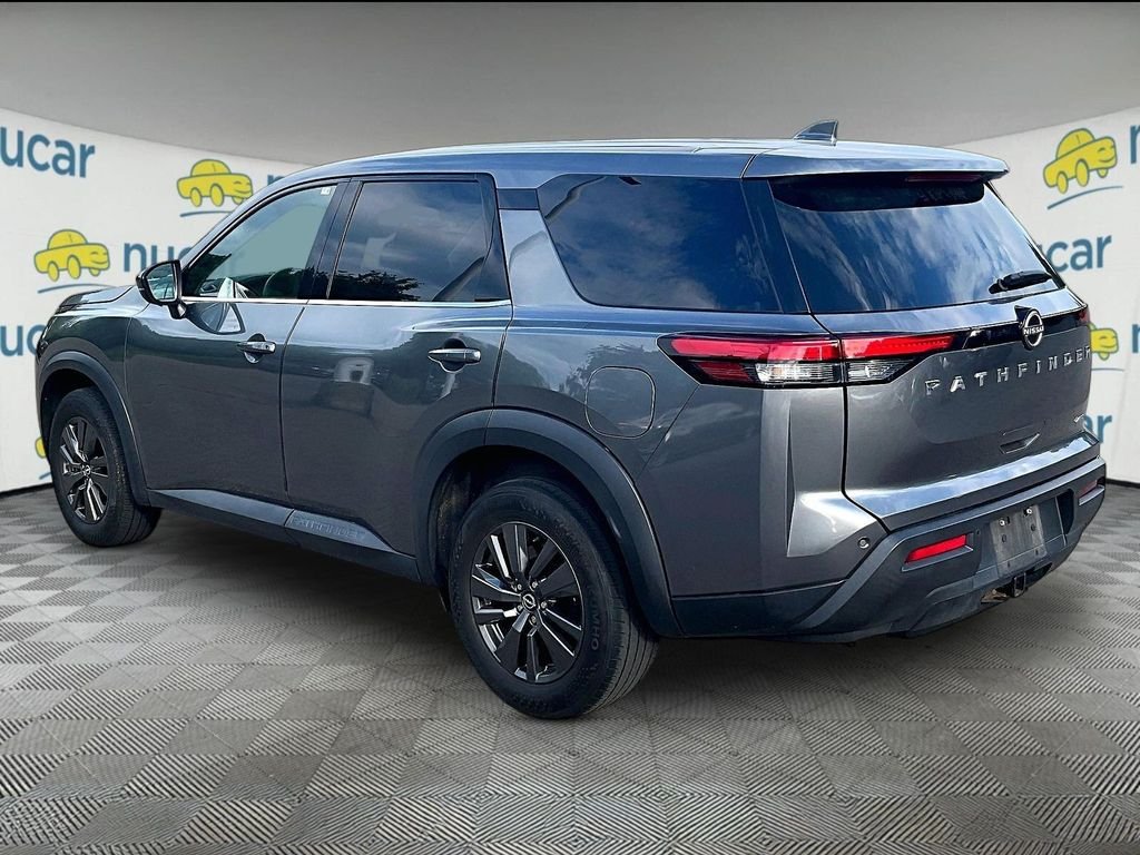 Used 2022 Gray Nissan S image 5