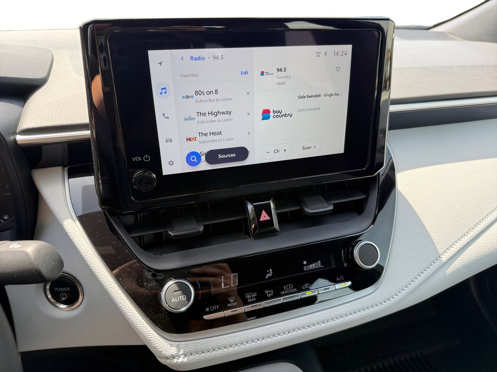 Used 2025 Blueprint Toyota SE image 12