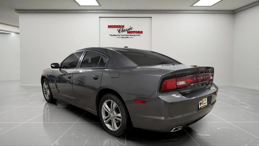 Used 2014 Gray Dodge R/T image 5
