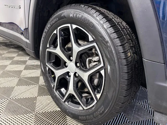 Used 2024 Blue Jeep Limited image 11