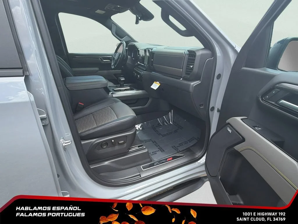Used 2025 Slate Gray Metallic Chevrolet ZR2 image 31