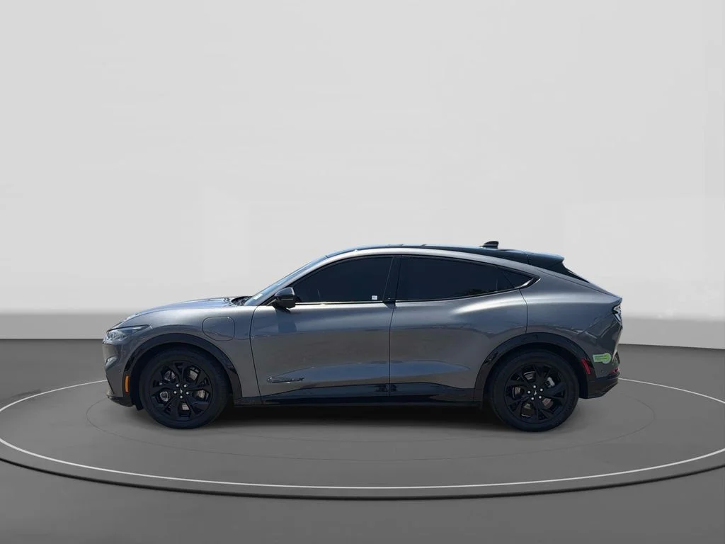 Used 2023 Carbonized Gray Metallic Ford Premium image 4