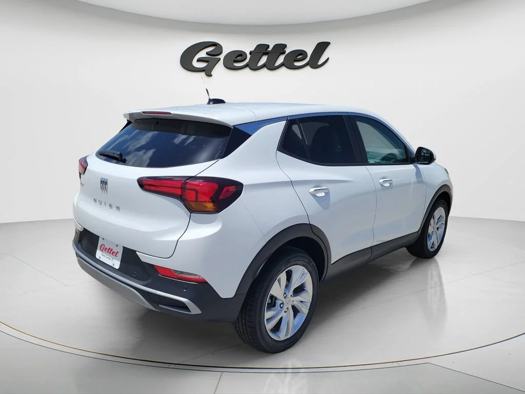 New 2026 Summit White Buick Preferred image 5