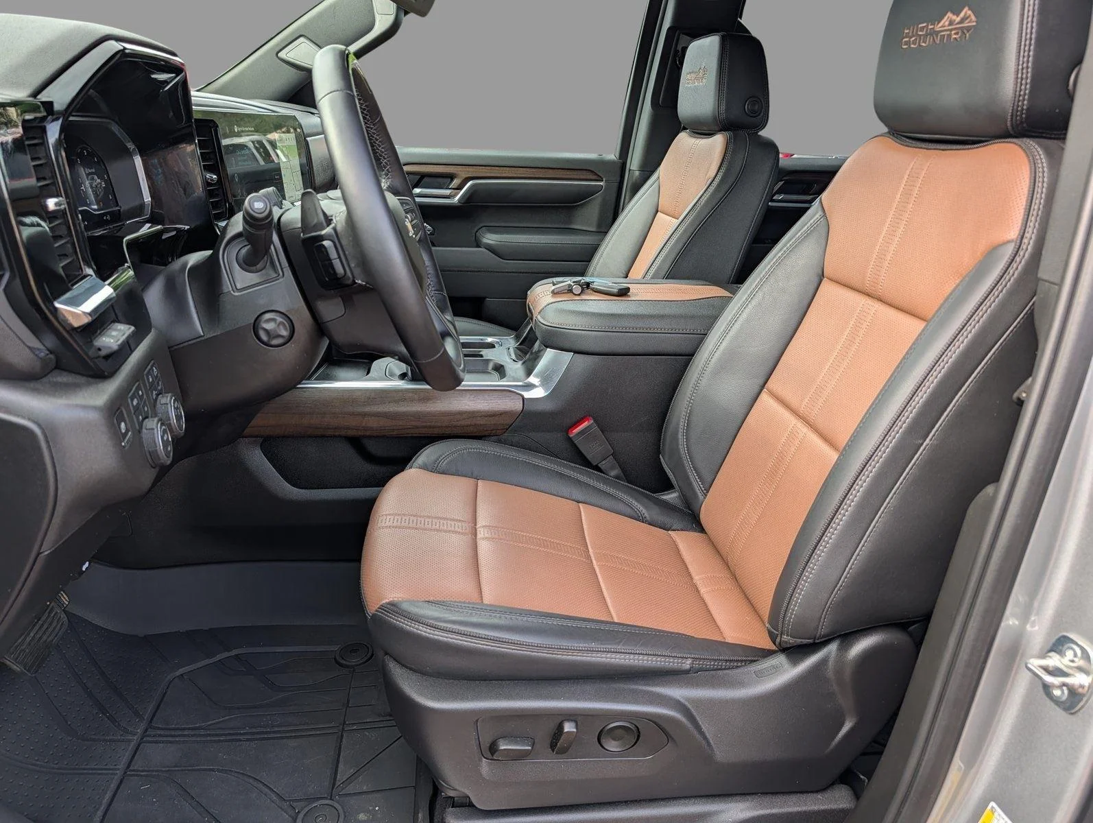 Used 2025 Sterling Gray Metallic Chevrolet High Country image 12