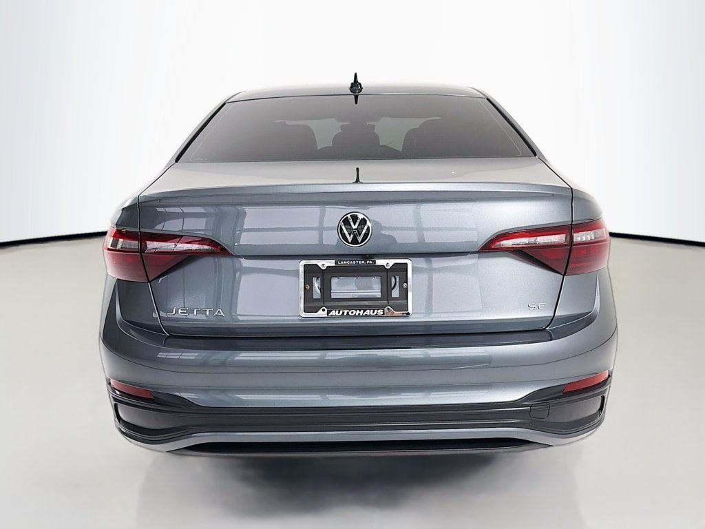 Used 2023 Platinum Gray Metallic Volkswagen SE Automatic image 6