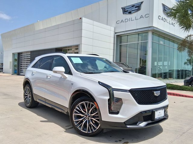 2024 Cadillac XT4 Sport