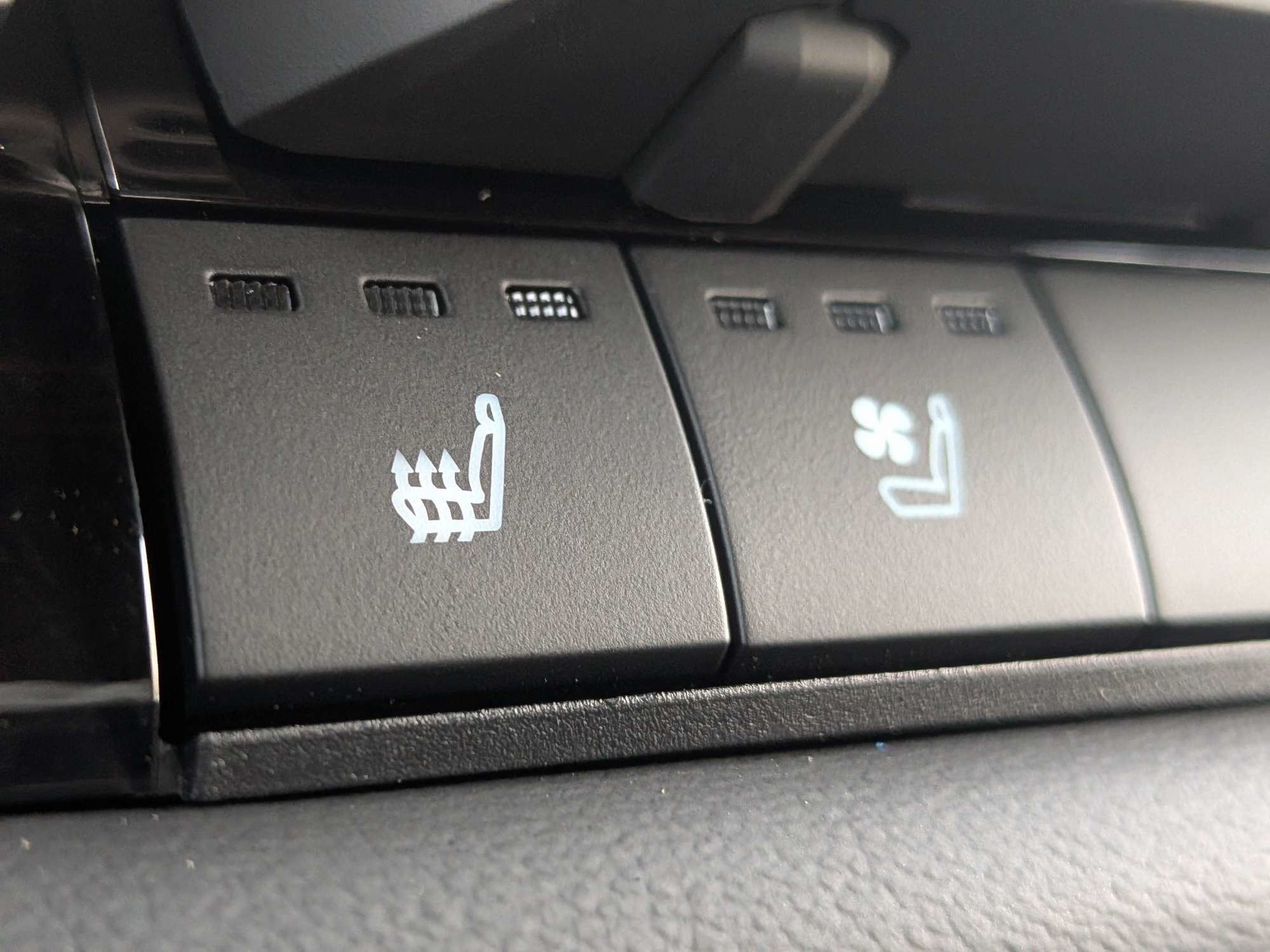 2026 Toyota Tundra Platinum - Photo 23