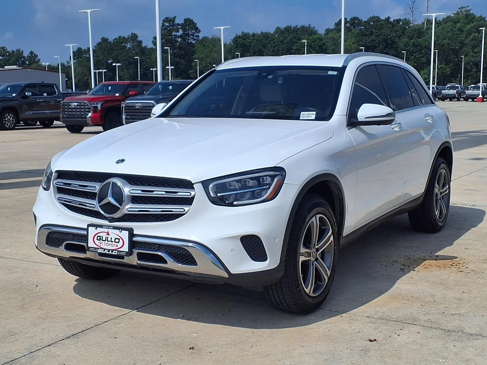 Used 2021 White Mercedes-Benz GLC 300 image 3