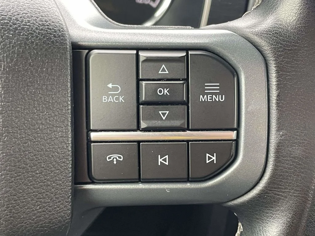 Used 2023 Red Ford XLT image 31
