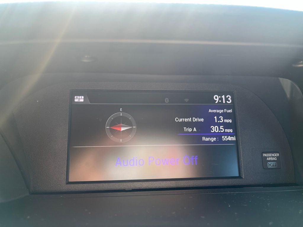 Used 2016  Honda Touring image 19