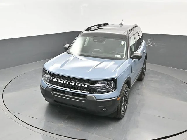 New 2026 Azure Gray Metallic Tri-Coat Ford Outer Banks® image 19