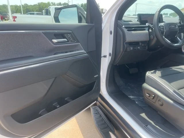 2026 GMC Sierra EV Elevation - Photo 16