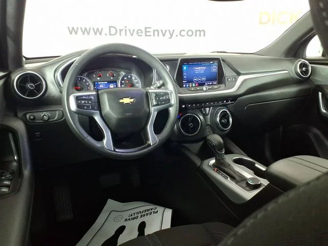 Used 2021 White Chevrolet LT image 10