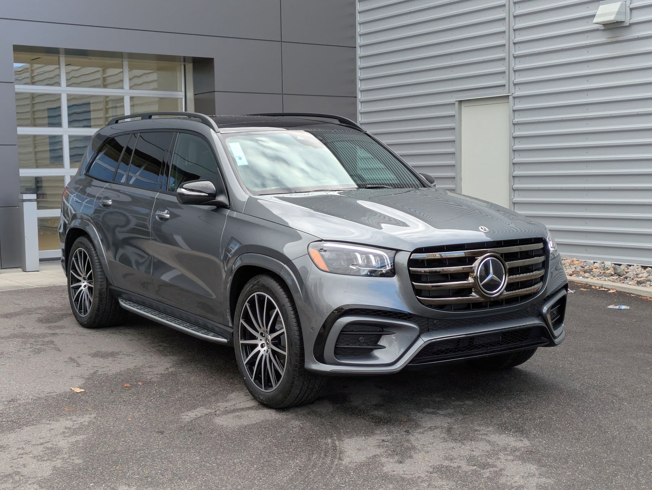 2026 Mercedes-Benz GLS GLS 580 4MATIC's photo