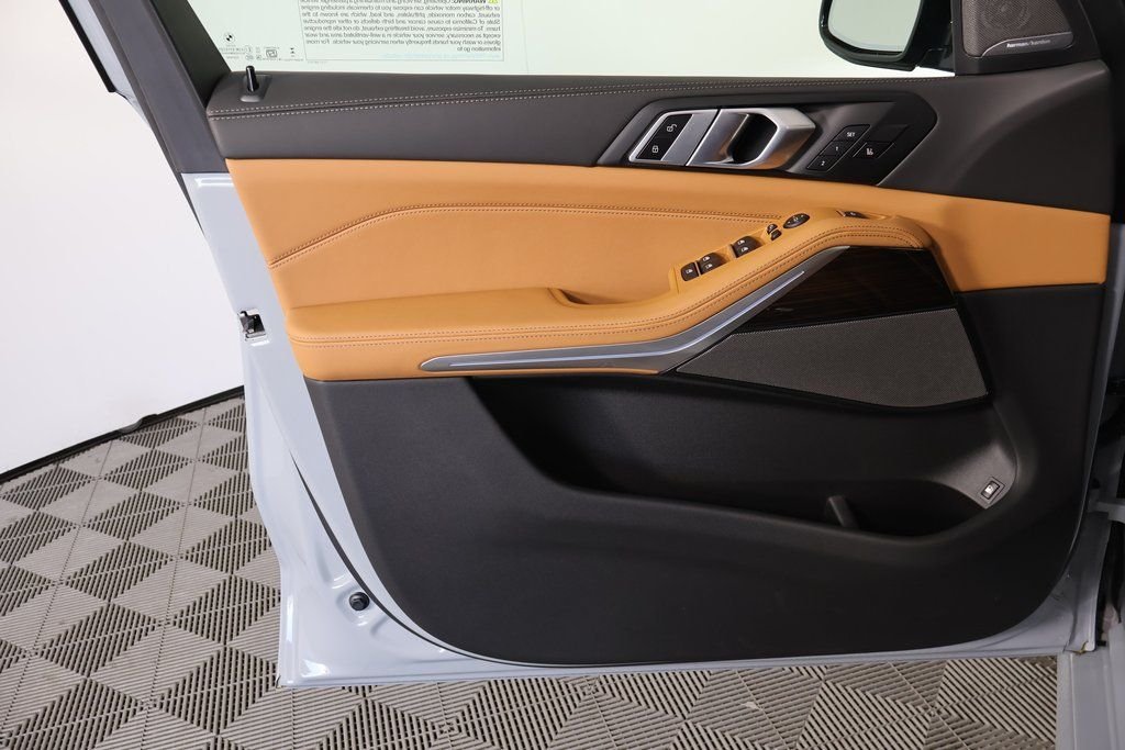 New 2026 Brooklyn Grey Metallic BMW xDrive50e image 7