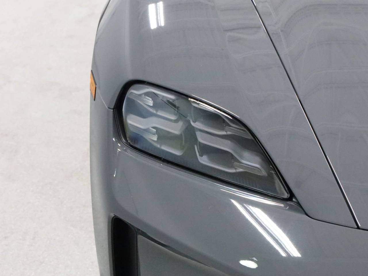 New 2026 Slate Grey Neo Porsche 4 Black Edition image 15