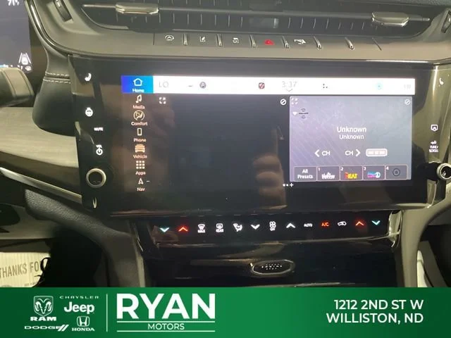 New 2026 White/off-white Jeep Laredo image 16