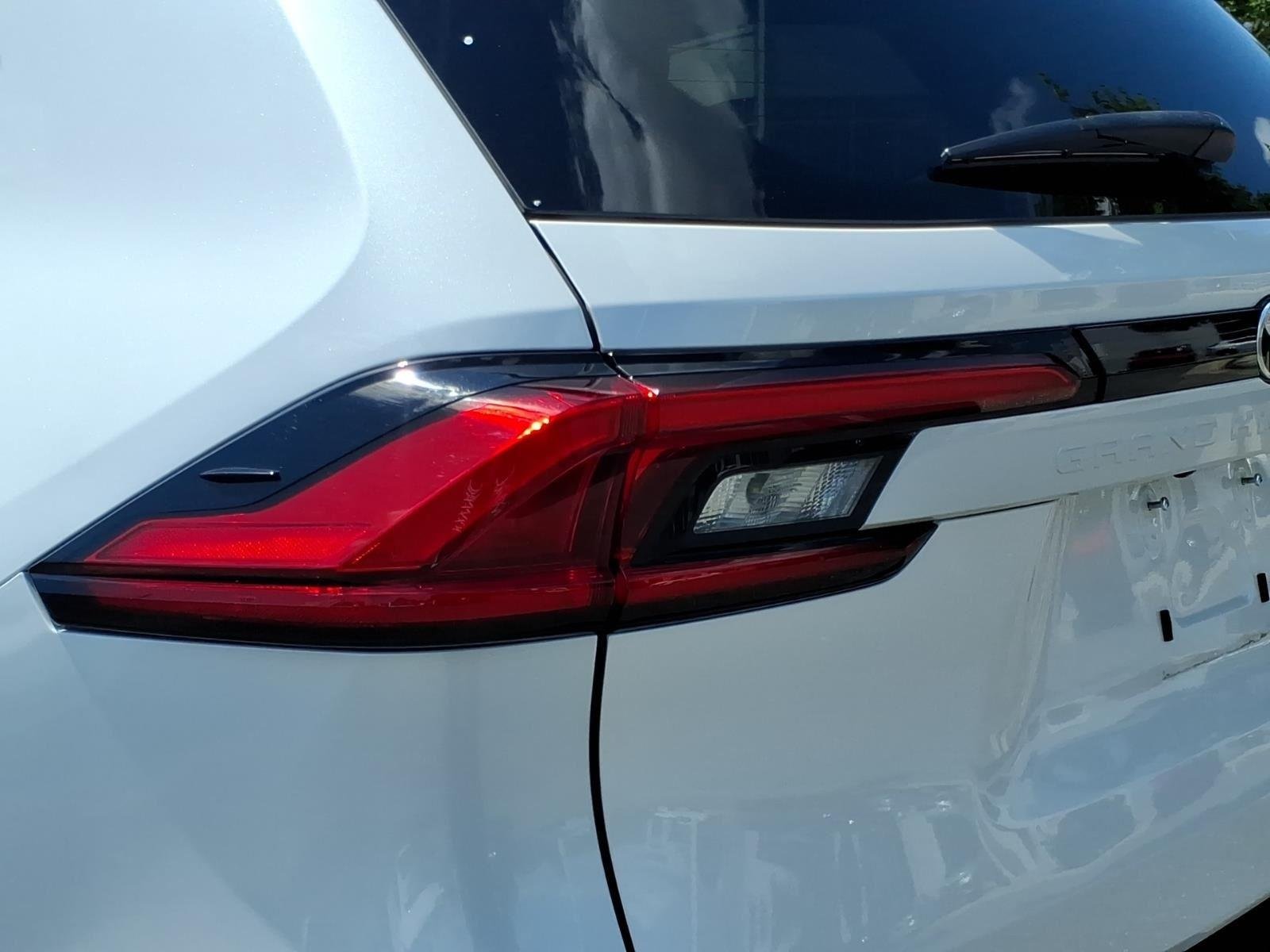Used 2024 Wind Chill Pearl Toyota Limited image 18