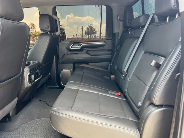 Used 2025 Silver GMC Denali image 24