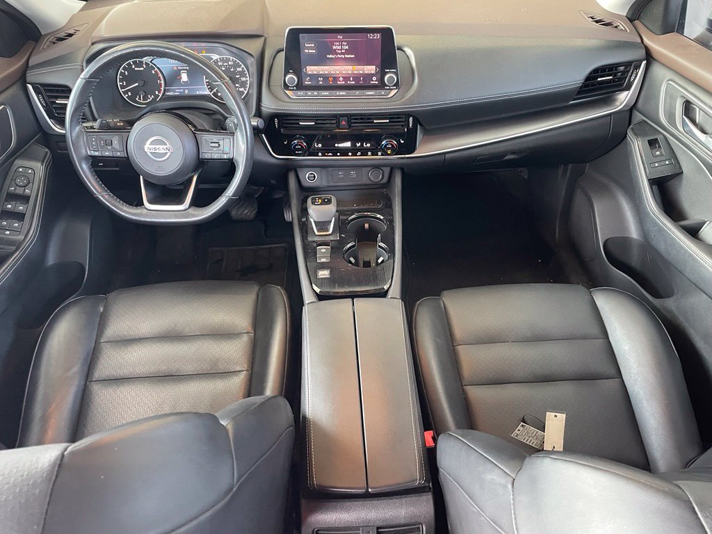 Used 2021 White Nissan SV image 11