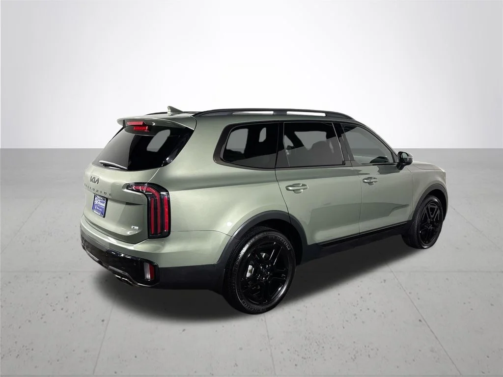Used 2025 Green Kia EX X-Pro image 6