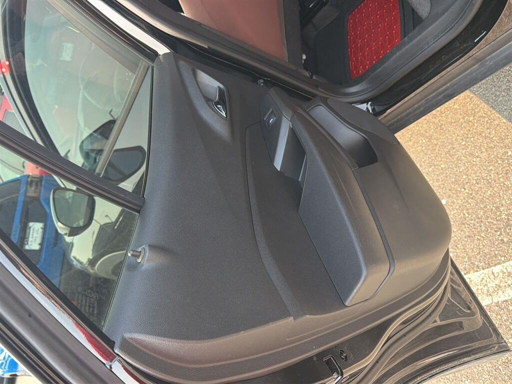 Used 2025 Mosaic Black Metallic Chevrolet ACTIV image 8
