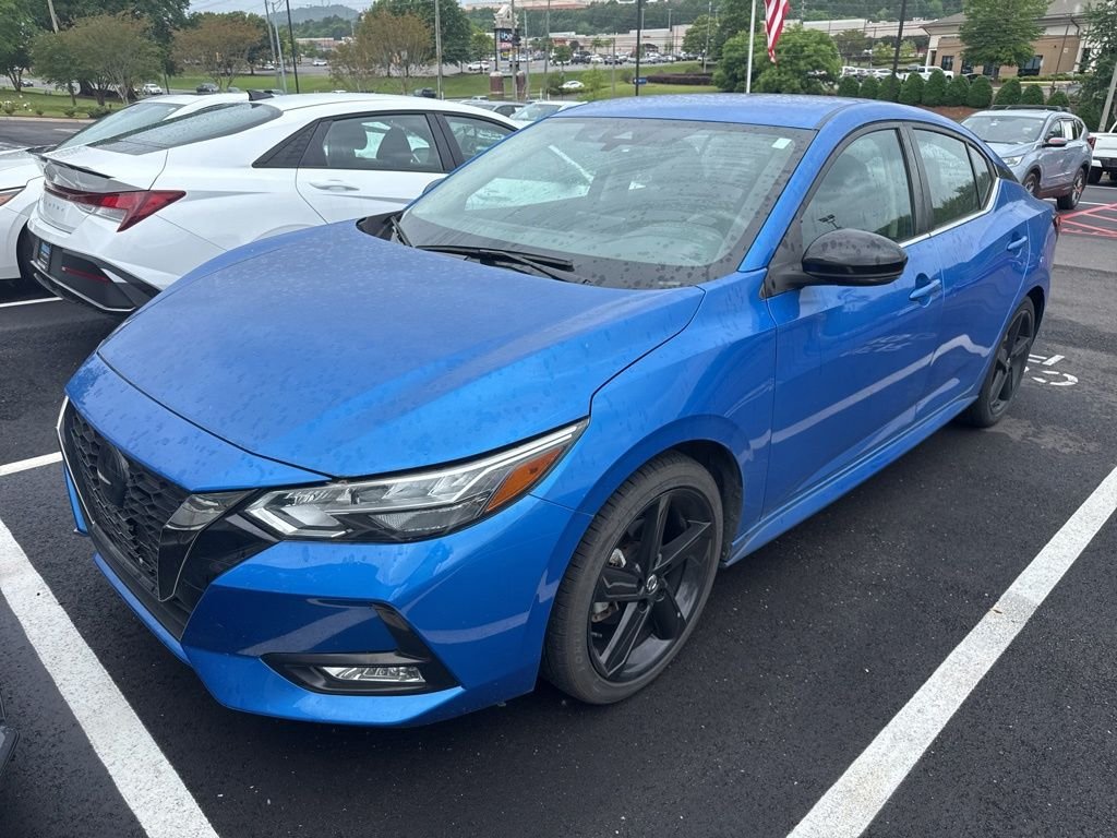2022 Nissan Sentra SR CVT's photo