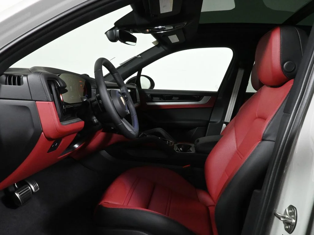 Used 2026  Porsche S image 5