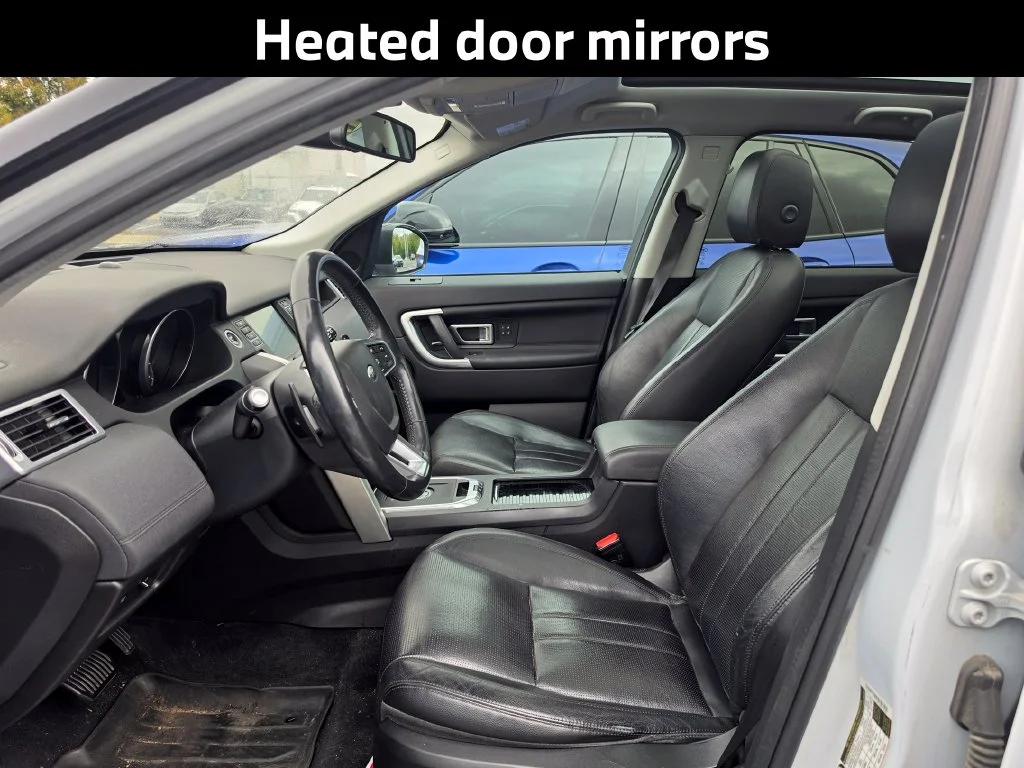 Used 2017 White Land Rover HSE image 11