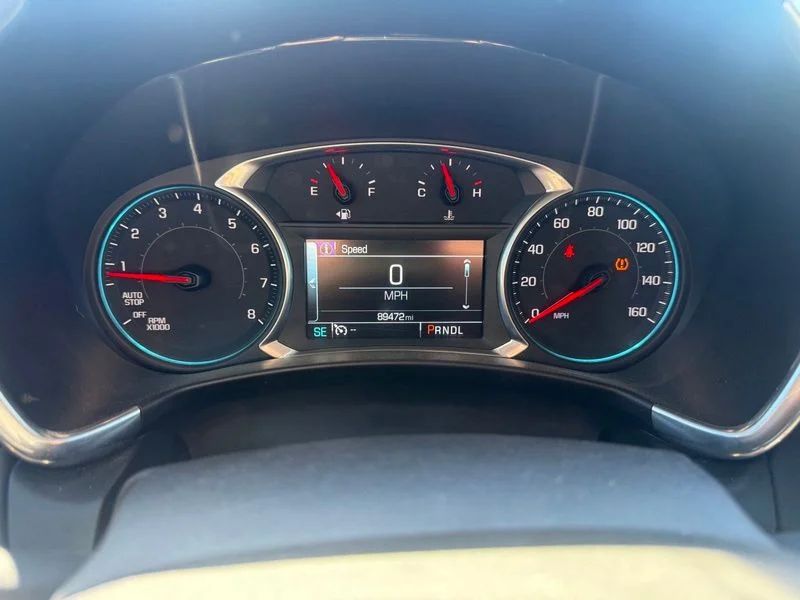 Used 2018 Gray Chevrolet LT image 14