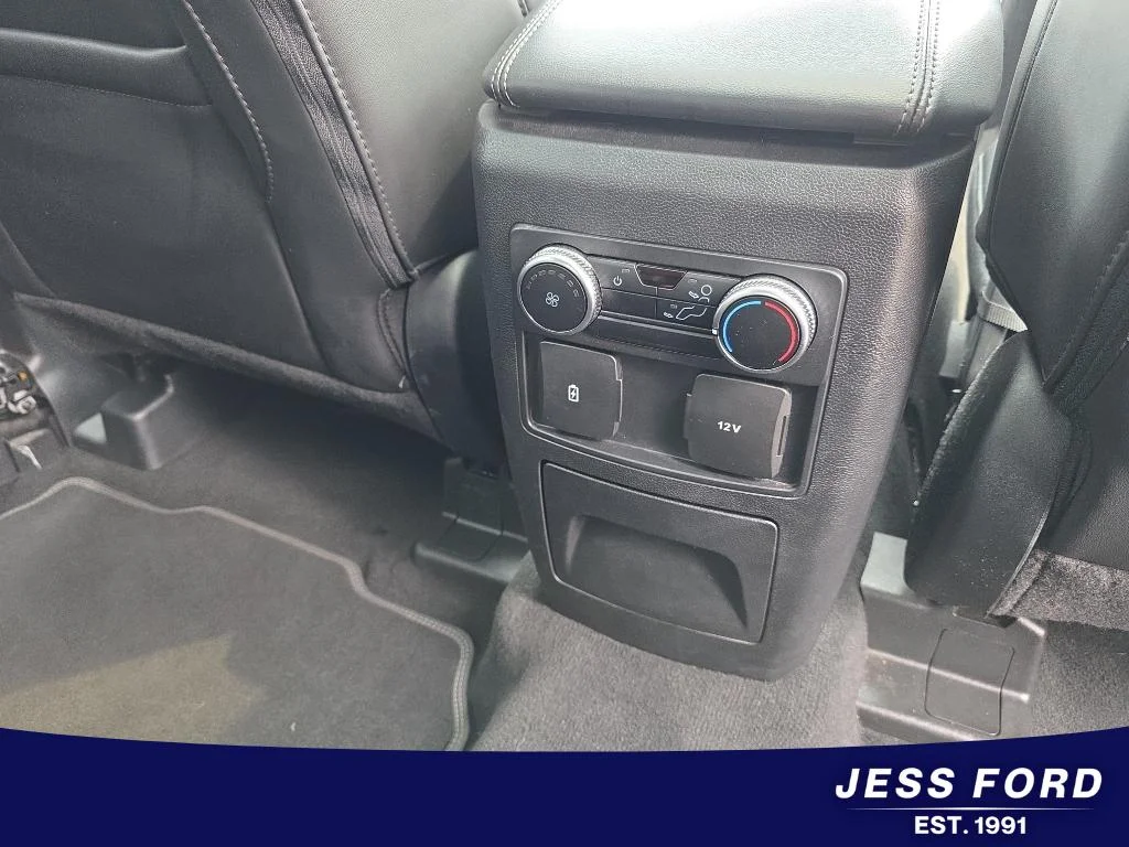 2022 Ford Explorer XLT - Photo 15