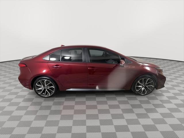 Certified Used 2022 RUBY FLARE PEARL Toyota  image 16