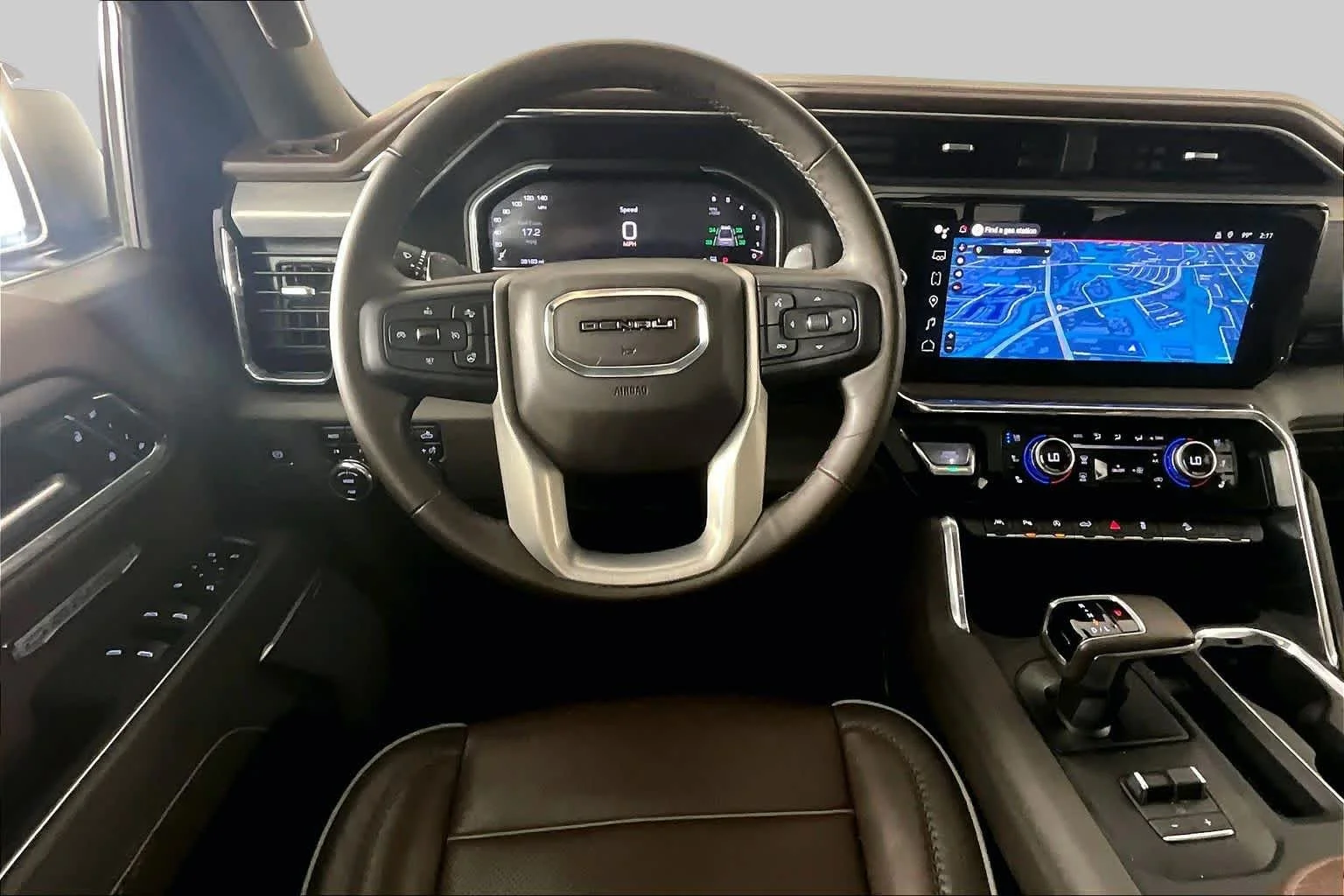 Used 2025 Onyx Black GMC Denali image 6