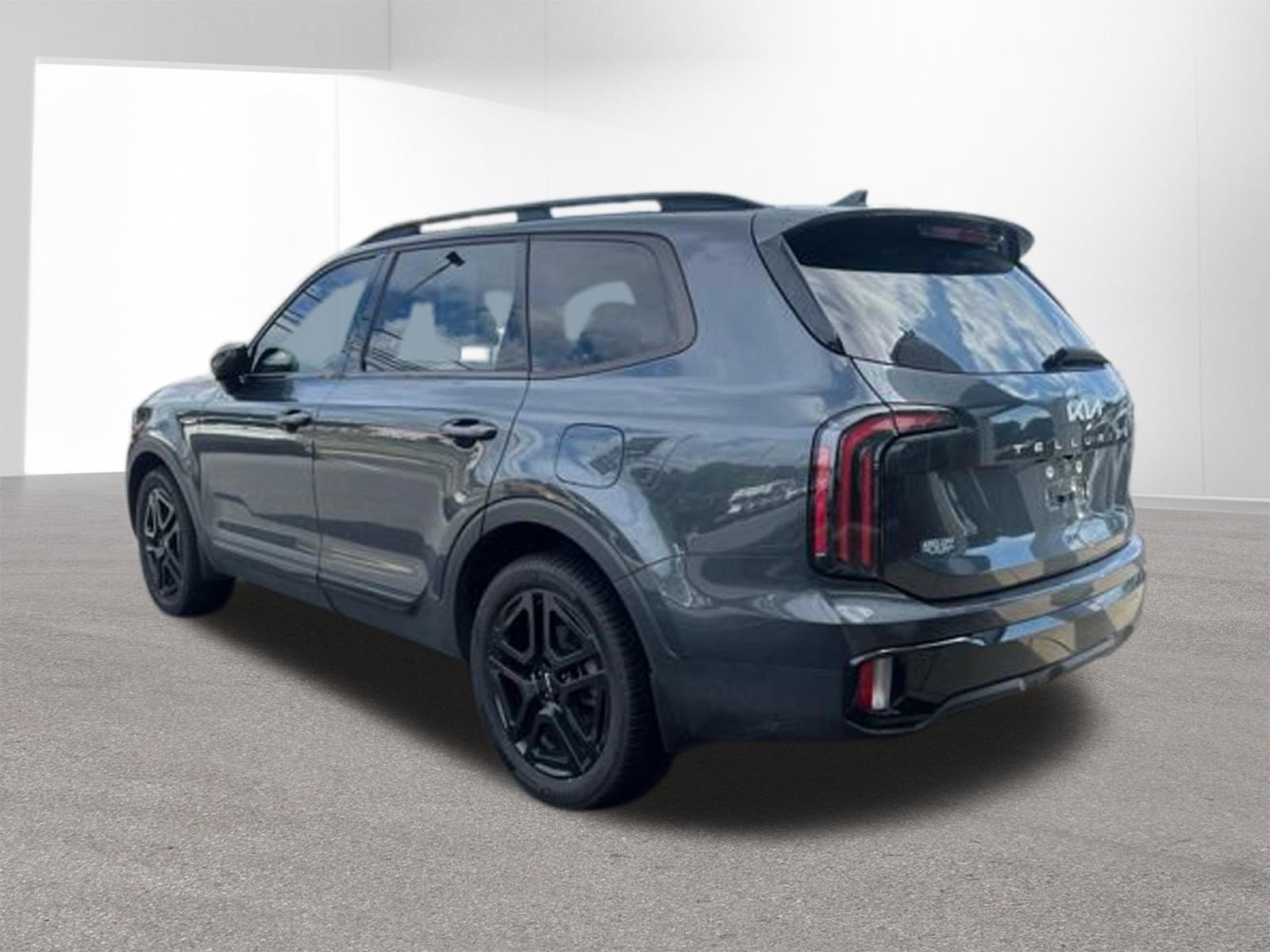 Certified Used 2024 Gravity Gray Kia SX Prestige X-Line image 30