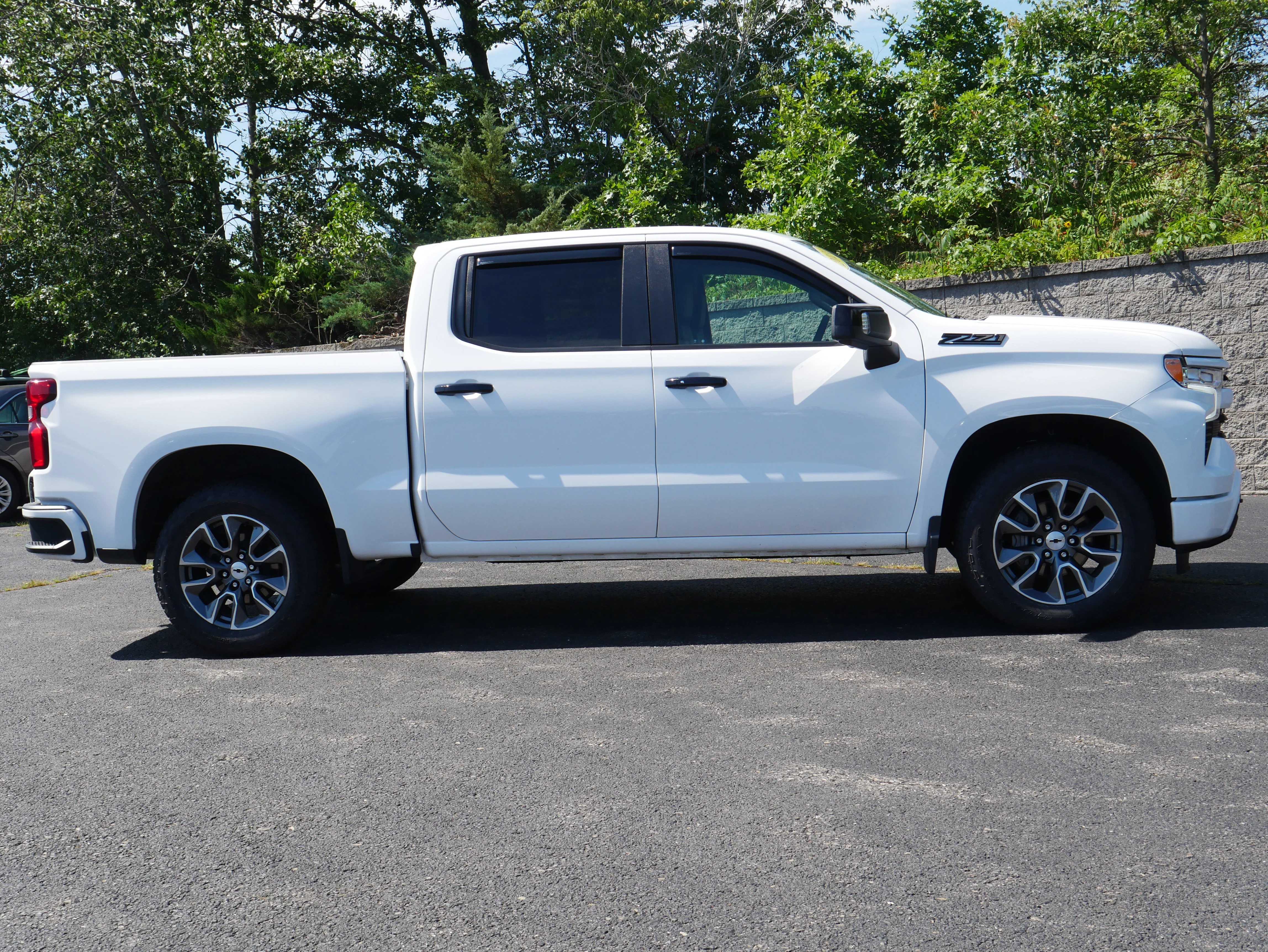2024 Chevrolet Silverado 1500 RST - Photo 9