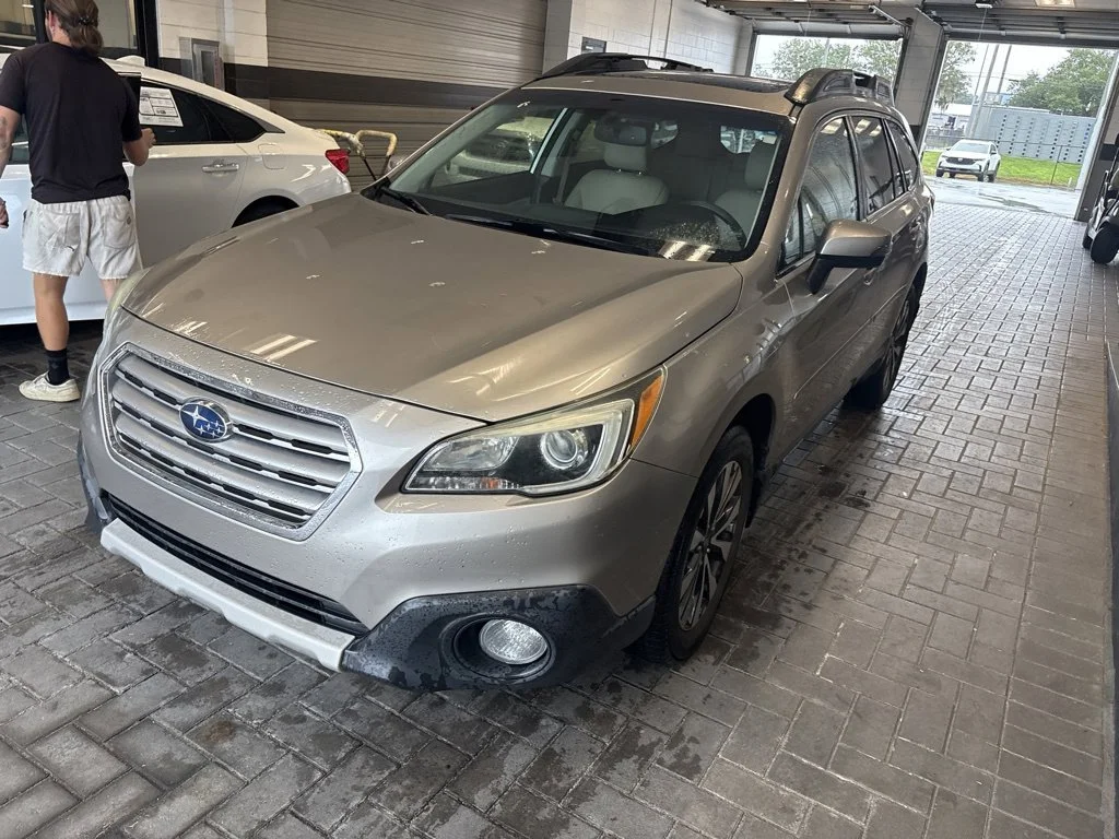 Used 2015 Tungsten Metallic Subaru 2.5i image 3
