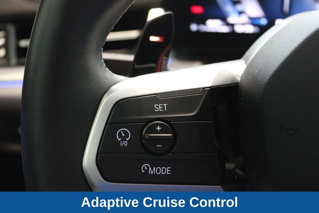 Used 2026 Black Sapphire Metallic BMW M35i image 21