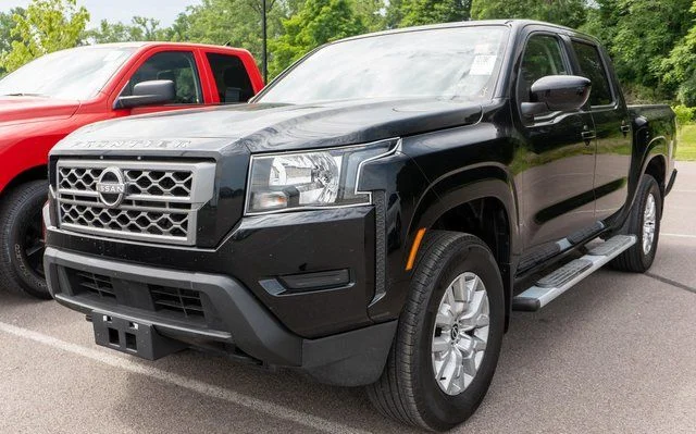 Used 2022 Black Nissan SV image 1