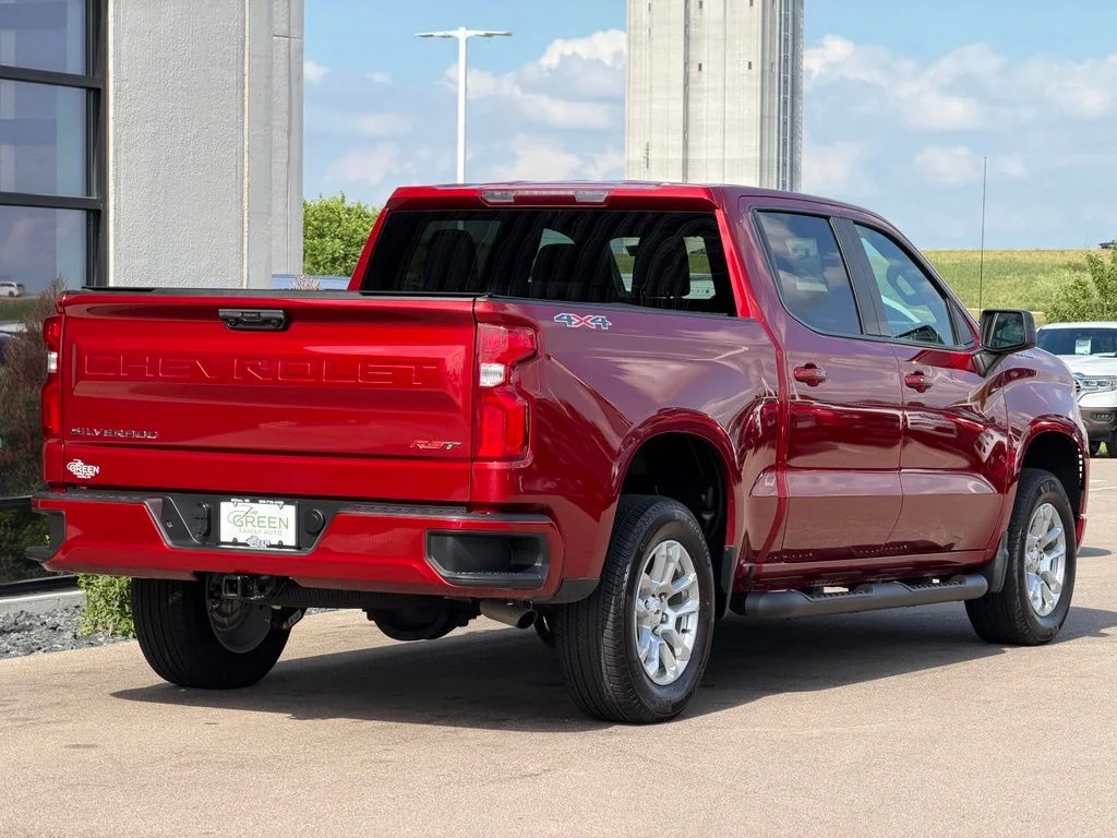 Used 2024 Red Chevrolet RST image 5