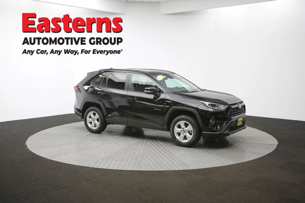 Used 2021 Black Toyota XLE image 48