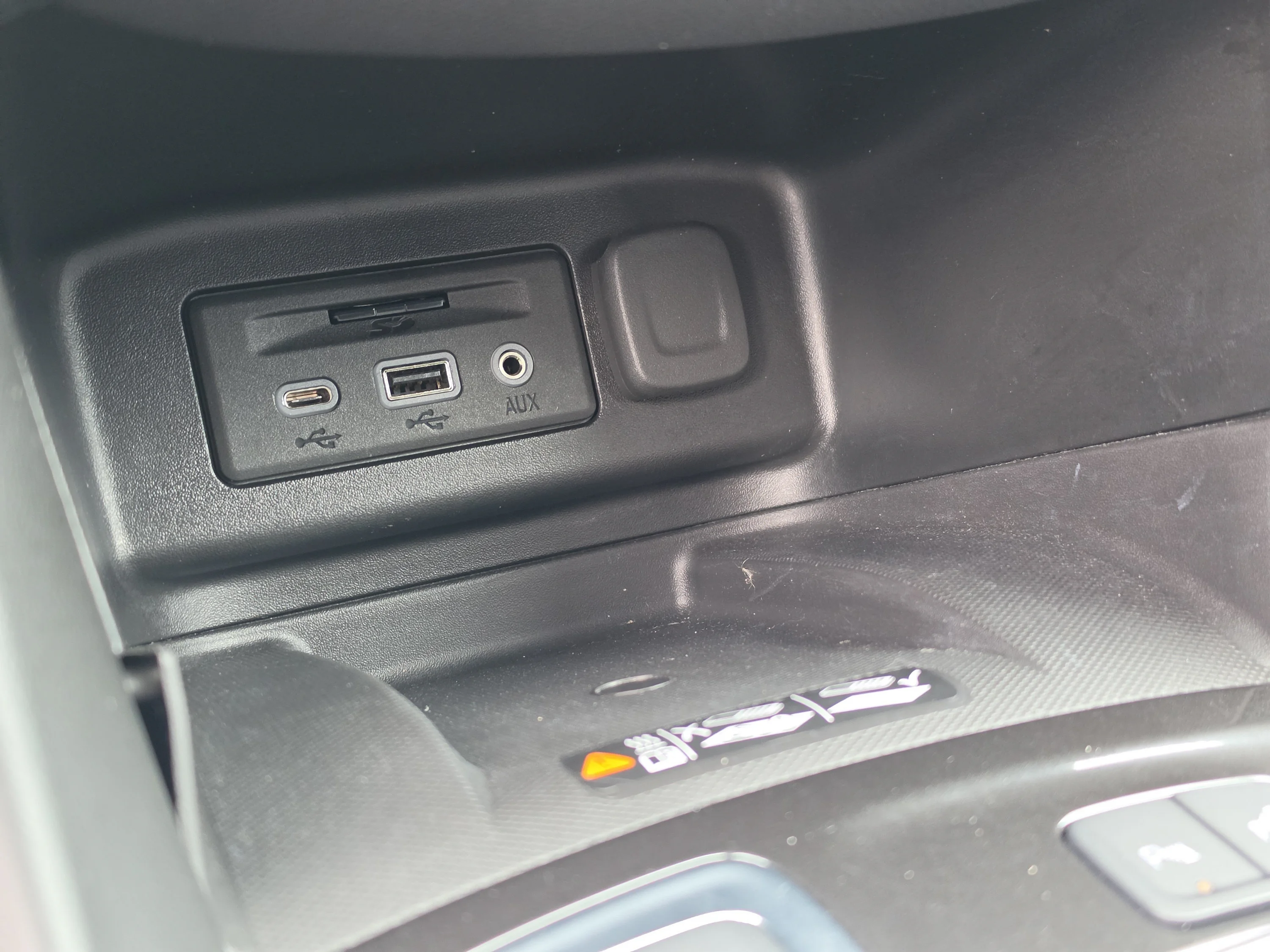 Used 2022 Iron Gray Metallic Chevrolet Premier image 31