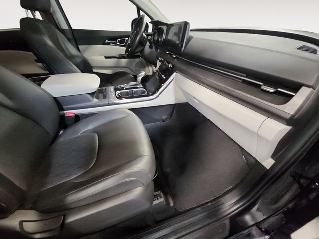 Certified Used 2024 Black Kia EX image 15