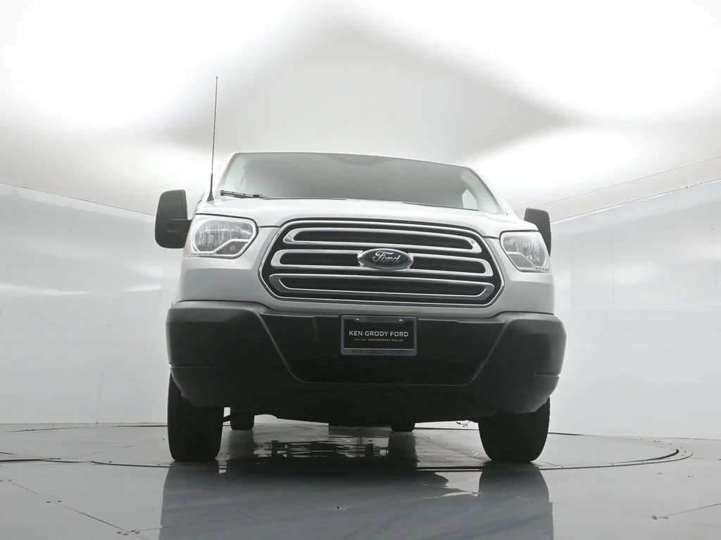 Used 2019 White Ford XLT image 46