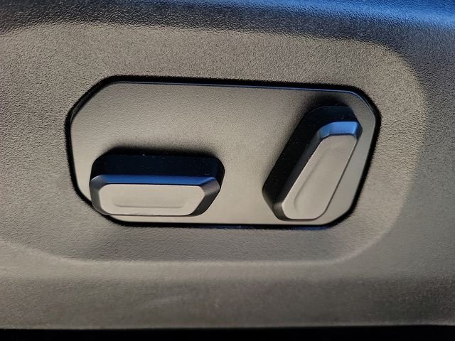 2025 Jeep Wrangler 4-Door Sahara - Photo 13