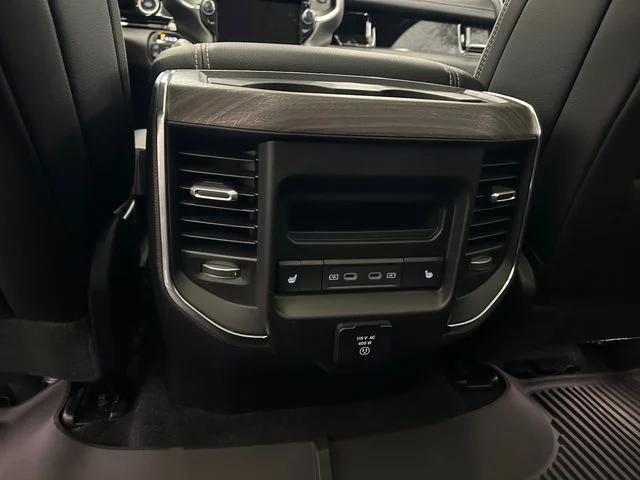 New 2026 Bright White Clear-Coat Exterior Paint RAM Laramie image 23